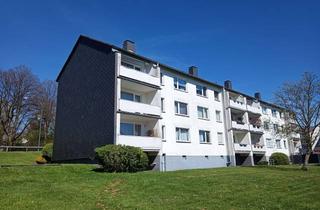 Wohnung kaufen in 42369 Ronsdorf, 3-Zimmer-Wohnung mit Balkon, 2 Kellerräume und einer Garage in Wuppertal-Ronsdorf