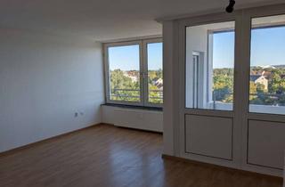 Wohnung mieten in Saganer Straße, 31157 Sarstedt, Renovierte und gut geschnittene 3,5-Zimmer-Wohnung in zentraler Lage von Sarstedt