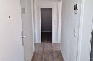 Wohnung mieten in 68549 Ilvesheim, Moderne 2-Zimmer-Dachgeschosswohnung mit EBK in ruhiger Lage von Ilvesheim
