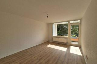 Sozialwohnungen mieten in Am Freistuhl 23, 45896 Hassel, Zuhause ist: Frisch renovierte 4-Zimmer Wohnung in Gelsenkirchen Hassel! WBS benötigt!*