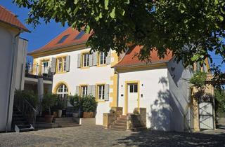 Wohnung mieten in Bahnhofstraße 11, 67159 Friedelsheim, Exklusive Familienwohnung im grundsanierten Denkmalensemble – Jagdhaus
