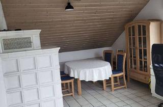 Wohnung mieten in 33104 Paderborn, Helle Dachgeschosswohnung in Paderborn Schloss Neuhaus provisionsfrei