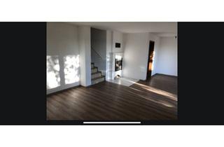 Wohnung mieten in 71229 Leonberg, Exklusive 2 Zimmer-Maisonette-Wohnung mit geh. Innenausstattung mit Terrasse in Leonberg