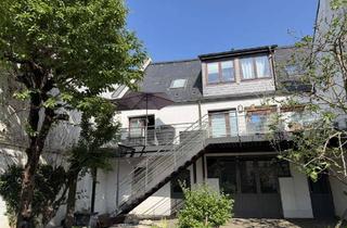 Lofts mieten in 65191 Bierstadt, Maisonette im Loftstil mit Terrasse in ruhigem Hinterhofensemble