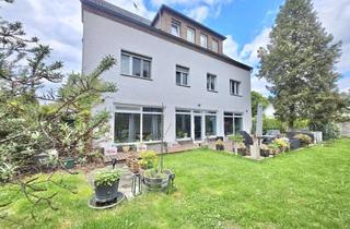 Mehrfamilienhaus kaufen in 12555 Köpenick, Historisches Mehrfamilienhaus mit Remise und attraktiver Vermietungssituation in Köpenick
