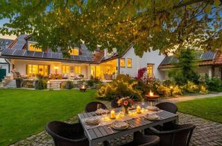 Villa kaufen in 85244 Röhrmoos, MUTZHAS - Unternehmervilla mit Hallenbad und Einliegerwohnung