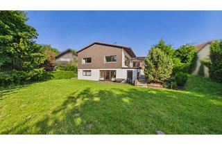 Einfamilienhaus kaufen in 86356 Neusäß, Wohnen mit Weitblick: Großzügiges Einfamilienhaus in grüner Hanglage!