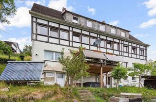 Haus kaufen in 59581 Warstein, Mehrgenerationshaus in Warstein mit traumhafter Aussicht!