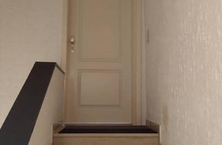 Wohnung mieten in Rosenstraße, 74924 Neckarbischofsheim, Ruhige 2 ZKB - DG Wohnung mit Garage - bevorzugt an 1 Person