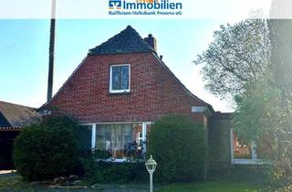 Einfamilienhaus kaufen in 26524 Hage, Einfamilienhaus in zentraler Lage in Hage - Perfekt für Handwerker - R E S E R V I E R T -