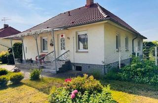 Einfamilienhaus kaufen in 15344 Strausberg, Strausberg - Modernisiertes Einfamilienhaus im Bungalowstil in ruhiger Lage!