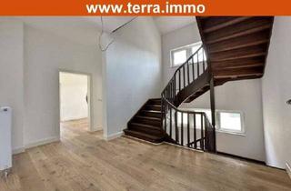 Einfamilienhaus kaufen in 60529 Frankfurt, Frankfurt am Main - Saniertes Mehrgenerationenhaus in zentraler Lage!