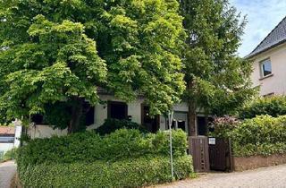 Einfamilienhaus kaufen in 76846 Hauenstein, Hauenstein - Einfamilienhaus mit Einliegerwohnung -Sanierungsbedürftig-