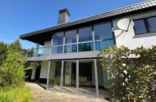 Einfamilienhaus kaufen in 34376 Immenhausen, Immenhausen - Provisionsfrei - Geräumiges Einfamilienhaus - Ruhiges Wohnen in Immenhausen