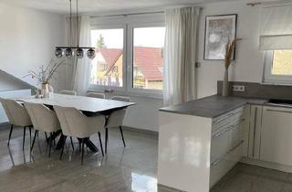 Wohnung kaufen in 89160 Dornstadt, Dornstadt - Hochwertige 3,5-Zi.-DG-Wohnung mit Gaube & Dachterrasse