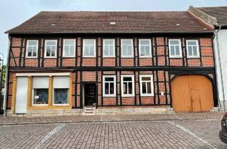 Bauernhaus kaufen in 39356 Weferlingen, Oebisfelde-Weferlingen - Fachwerkhaus mit großem Grundstück