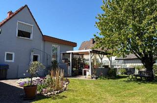 Einfamilienhaus kaufen in 32791 Lage, Lage - Charmantes Freistehendes Haus mit großem Garten, Provisionsfrei