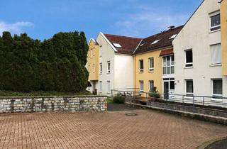 Haus kaufen in 33813 Oerlinghausen, Oerlinghausen - Lichtdurchflutetes Penthouse-Juwel mit Traumblick ins Grüne