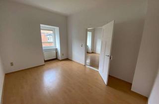 Wohnung kaufen in 67227 Frankenthal, Kapitalanlage: Attraktive, vermietete 4 Zimmer Wohnung in Frankenthal mit Gartenmitbenutzung
