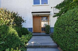 Wohnung kaufen in 73614 Schorndorf, Helle Dachgeschoss-Wohnung mit Südloggia – modernes Wohnen in gepflegtem Ambiente