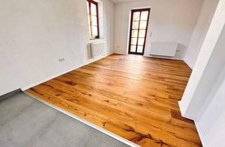 Wohnung kaufen in Erlanger Straße 11, 91093 Heßdorf, Provisionsfrei - Renovierte 3 Zimmer Wohnung mit Terrasse und Stellplatz in Heßdorf