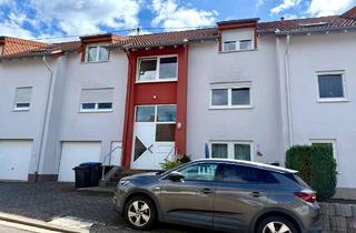 Wohnung kaufen in 66701 Beckingen, Gepflegte 2ZKB Eigentumswohnung mit Balkon in zentraler Lage von Beckingen