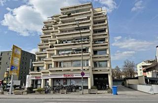 Wohnung kaufen in 84034 Nikola, Renovierungsobjekt: Zentrale 60 m² Wohnung mit Lift und 2 Terrassen in der Landshuter Innenstadt