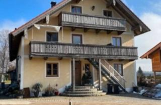 Wohnung kaufen in 83355 Grabenstätt, Viel Platz aufgeteilt in 2 Eigentumswohnungen in Chiemseenähe