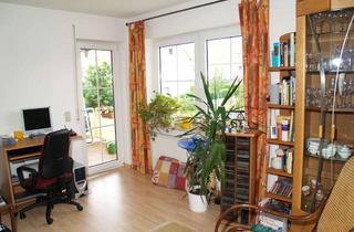 Wohnung kaufen in Louise-Schröder-Weg, 61267 Neu-Anspach, 4-Zimmer-Wohnung mit Loggia im grünen Neu-Anspach