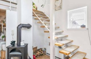 Wohnung kaufen in 71101 Schönaich, Wohnen wie im eigenen Haus – charmante Maisonettewohnung im Herzen von Schönaich