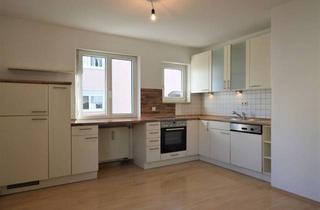 Wohnung mieten in Yorckstraße 53, 86165 Lechhausen, Helle, schön geschnittene 2 ZKB mit Garten direkt am Lech
