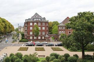 Wohnung mieten in Cecilienallee 46, 40474 Golzheim, Herrschaftliche 6 Zimmer Altbauwohnung in erster Rheinlage auf der Cecilienallee!