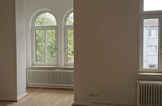 Wohnung mieten in Weserstraße 33, 26382 Innenstadt, Schöne 4 Zi. Altbauwohnung nahe Bontekai sucht Nachmieter!