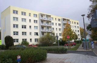Wohnung mieten in Professor-Frege-Str., 23970 Wismar-Ost, Schöne 2 Raumwohnung mit Badewanne am Kagenmarkt