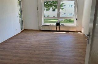 Wohnung mieten in Schwalbenweg 11, 34212 Melsungen, Schöne 3-Zimmer Erdgeschosswohnung mit neuen Bodenbelägen und Balkon zu vermieten
