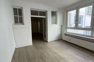 Wohnung mieten in Hindenburgstrasse, 67433 Neustadt, Schöne und helle 6-Zimmer-Wohnung in Denkmal, Bäder neu gemacht, ohne Provi.!!