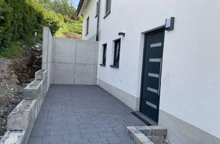 Wohnung mieten in Am Hübbelsberg, 59872 Meschede, Erstbezug nach Kernsanierung|15 qm Terrasse|Stellplatz