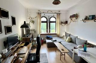 Wohnung mieten in Hagenauer Straße 12, 42107 Elberfeld, 2-Zimmer-Altbauwohnung mit Einbauküche und Südlage am Platz der Republik