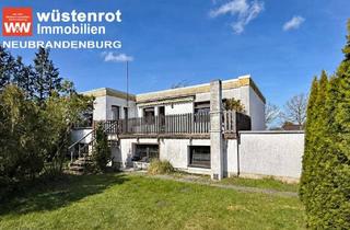 Haus kaufen in 17033 Stadtgebiet West, WOHNEN AUF EINER EBENE MIT GROSSER SONNENTERRASSE + NOCH VIEL PLATZ IM UNTERGESCHOSS