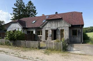 Haus kaufen in 23623 Ahrensbök, Sonniges Zweifamilienhaus - Mehrgenerationenwohnen in Ahrensbök Lebatz