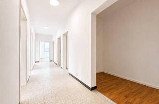 Gewerbeimmobilie mieten in 21509 Glinde, Moderne Büro- / Praxisfläche mit 91 m², 4 Zimmer mit Küche und Bad in Glinde