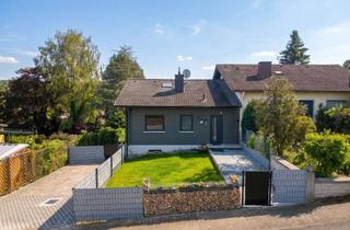 Haus kaufen in 65817 Eppstein, Kernsaniertes Split-Level-Haus mit großem Garten und stilvollem Wohnbereich