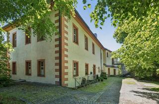 Haus kaufen in 95490 Mistelgau, Historisch wohnen, außergewöhnlich leben – Schlossresidenz mit idyllischem Garten