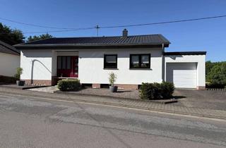 Haus kaufen in 66640 Namborn, Top-Immobilie mit Blick ins Grüne - Namborn