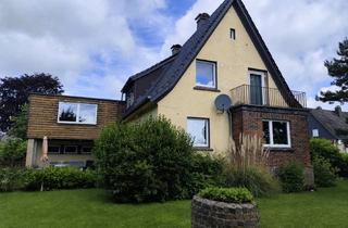 Einfamilienhaus kaufen in 33818 Leopoldshöhe, Großes Grundstück mit charmantem Einfamilienhaus in Leopoldshöhe.