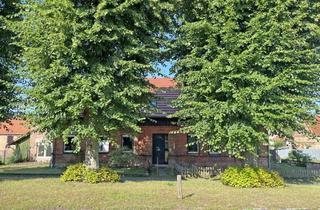 Haus kaufen in Dorfstr. 75, 16798 Fürstenberg/Havel, Provisionsfrei für den Käufer … Große Immobilie … Verträumt unter Bäumen … in Wassernähe …