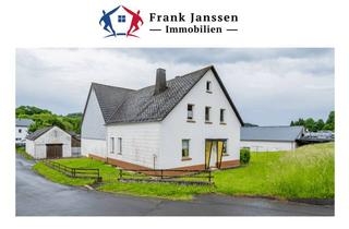 Einfamilienhaus kaufen in 54584 Jünkerath, Einfamilienhaus in Jünkerath - Großer Garten, Scheune & Garagen