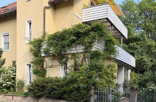 Villa kaufen in 87700 Memmingen, Stadtvilla mit 3 Wohnungen - 5 Min. Fußweg zum Marktplatz