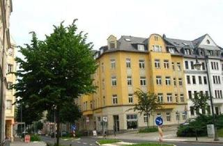 Haus kaufen in 09130 Sonnenberg, Vollvermietetes und saniertes Renditeobjekt mit Balkonen und Aufzug in zentraler Lage