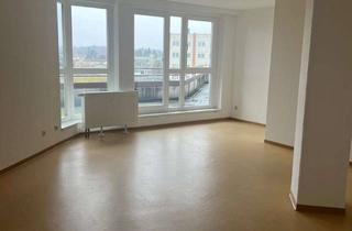 Büro zu mieten in 66740 Saarlouis, Modernes Arbeitsambiente in Saarlouis - 1 Büroraum im gepflegten Bürokomplex mit Aufzug
